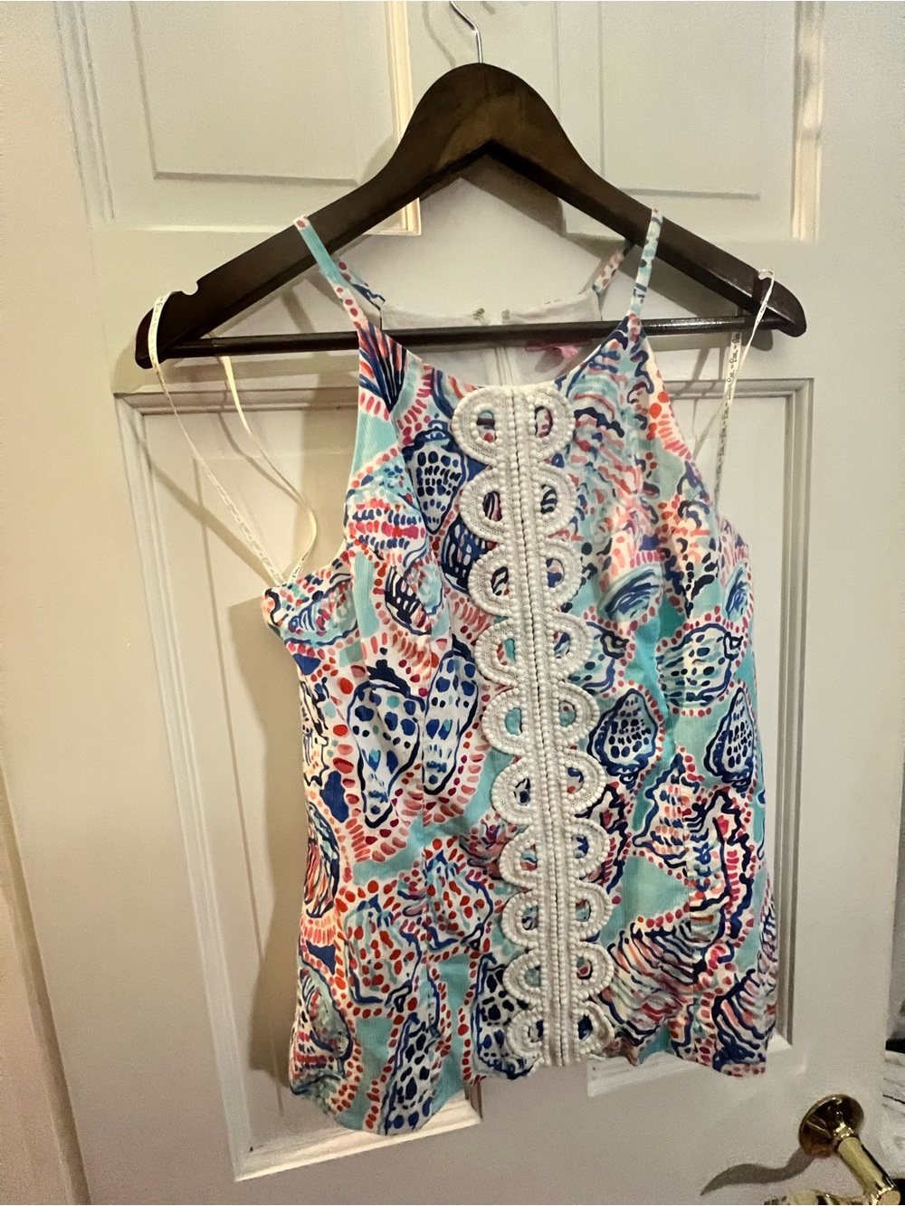 Lilly Pulitzer Sleeveless Scallop-Trim Printed Tank Top in Aqua